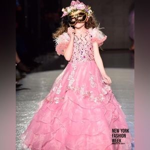 Love Baby J gown. Beautiful dress with lots of sparkle.